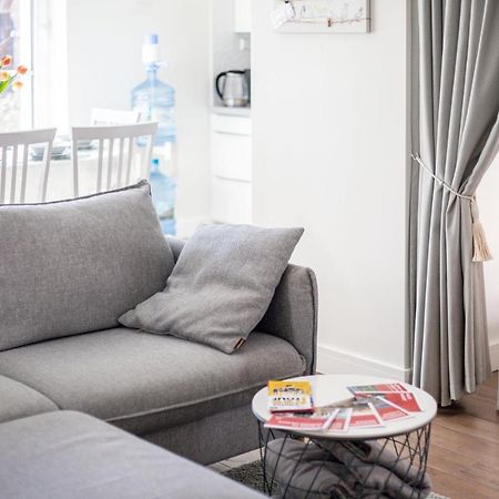 3 Bedroom Apartment 24H Self Check In, Free Parking, Ac, Fireplace Vilnius Esterno foto